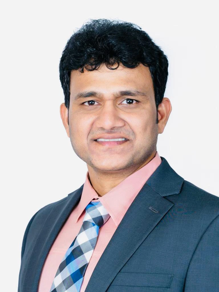 Realtor Praveen - Phoenix Verdin